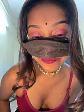 Snapshot of Roohbabe chatting on June 4, 5:52 pm Roohbabe online show from June 4, 5:52 pm
