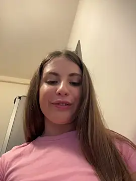 VanessaAnne online show from March 13, 7:04 am