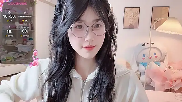 Luminous4173 online show from February 13, 8:21 am