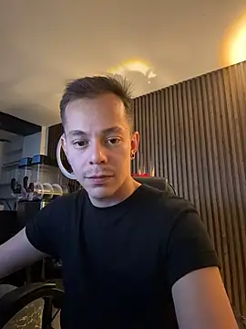 AxelMuller online show from February 9, 6:39 am