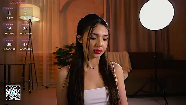 Candylolly    online show from March 6, 4:03 pm