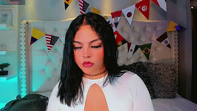 Maia Hotts online show from June 16, 10:01 pm
