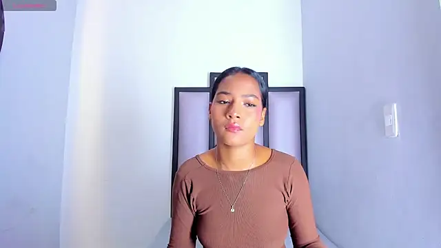 AyshelDoll1 online show from May 7, 11:37 am