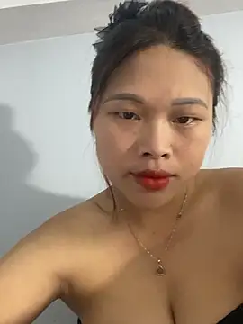 Snapshot of Emxinhka1 chatting on June 21, 5:32 am Emxinhka1 online show from June 21, 5:32 am