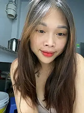 Snapshot of Emxinhka1 chatting on July 5, 2:57 pm Emxinhka1 online show from July 5, 2:57 pm