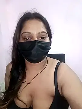 Snapshot of Aliya_Hott chatting on June 29, 10:59 am Aliya Hott online show from June 29, 10:59 am