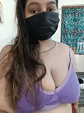 Snapshot of Aliya_Hott chatting on July 22, 5:32 am Aliya Hott online show from July 22, 5:32 am