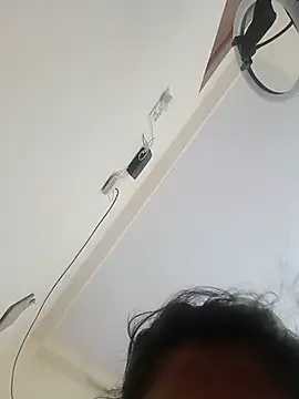 Snapshot of Aliya_Hott chatting on July 30, 6:23 am Aliya Hott online show from July 30, 6:23 am