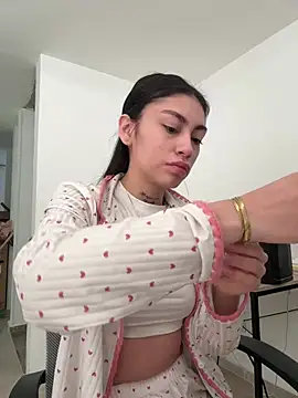 Bonny Eva online show from July 31, 2:27 pm