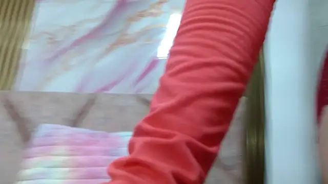 ElaMurray02 online show from April 14, 12:44 pm