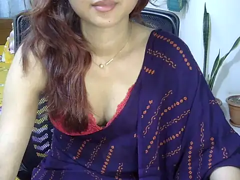 Snapshot of Maaya_khan chatting on June 28, 2:34 pm Maaya khan online show from June 28, 2:34 pm