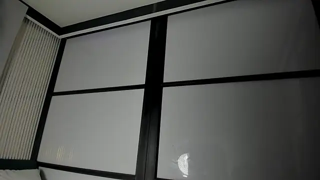 VenusColeman  online show from February 9, 8:35 pm