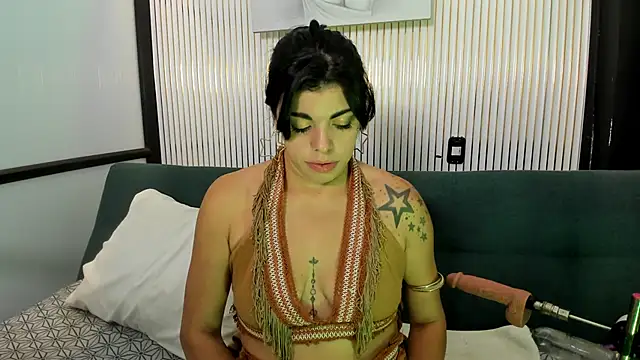 VenusColeman  online show from February 16, 9:00 pm