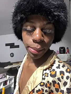 Snapshot of Blacknraw chatting on February 27, 10:59 am Blacknraw online show from February 27, 10:59 am