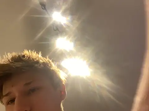 yourwhiteboy1 online show from March 9, 7:51 pm