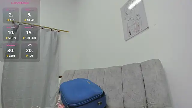 velvetluna  online show from April 27, 12:36 pm