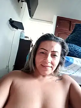 Snapshot of maynor_1998 chatting on May 26, 11:28 am maynor 1998 online show from May 26, 11:28 am