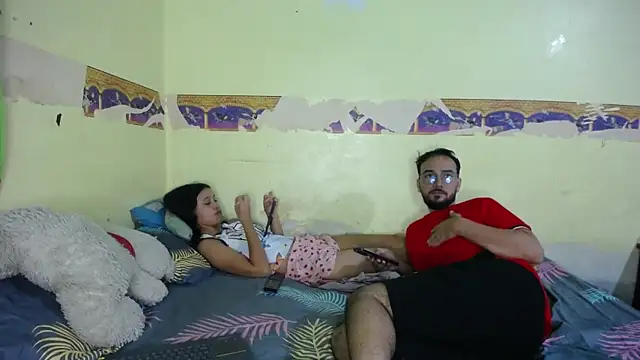 Snapshot of always-hot3 chatting on July 15, 1:44 am always-hot3 online show from July 15, 1:44 am