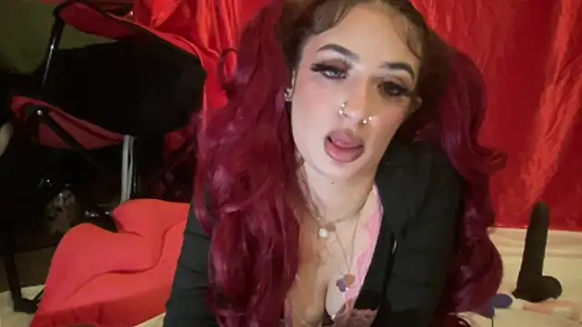 Snapshot of heluvsbabii chatting on February 15, 6:10 am heluvsbabii online show from February 15, 6:10 am