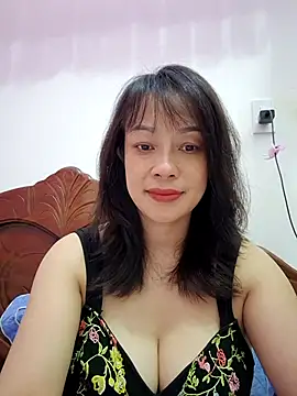 Snapshot of Baby-bigboobs2026 chatting on May 16, 8:29 pm Baby-bigboobs2026 online show from May 16, 8:29 pm