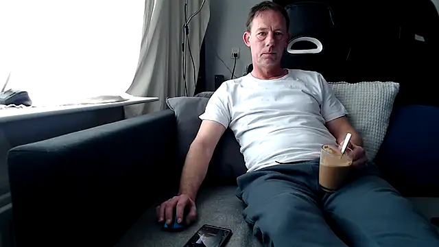 Sexy Ass Mike online show from March 6, 1:18 pm