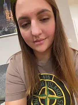 AliceDesmee online show from February 16, 12:07 am
