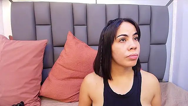 Snapshot of melany_roberts_ chatting on May 14, 3:02 am melany roberts online show from May 14, 3:02 am