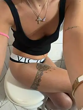 Lorella345 online show from May 11, 2:45 pm