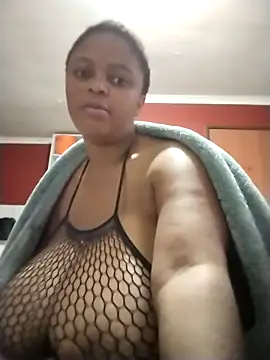 PrettyLisa26 online show from June 12, 4:55 am
