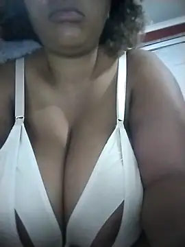 PrettyLisa26 online show from July 8, 11:42 pm