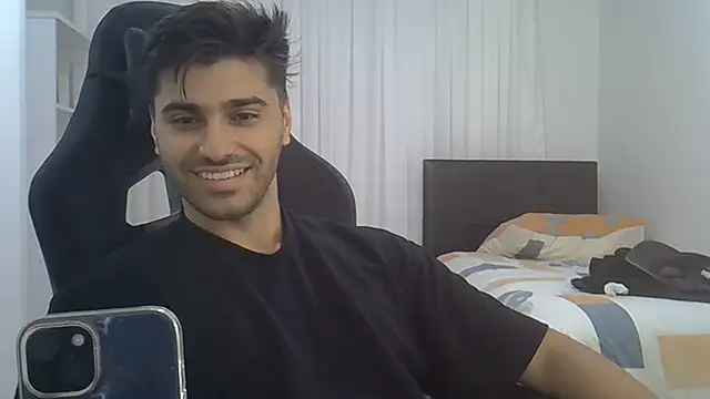 Snapshot of ciceroable chatting on June 27, 8:47 pm ciceroable online show from June 27, 8:47 pm