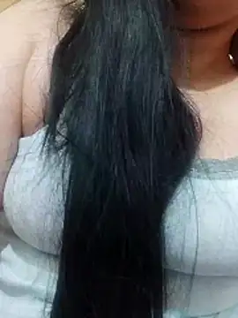 Souzy Cat online show from March 3, 10:48 pm