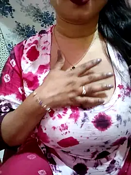 PARI51 online show from February 26, 9:14 pm