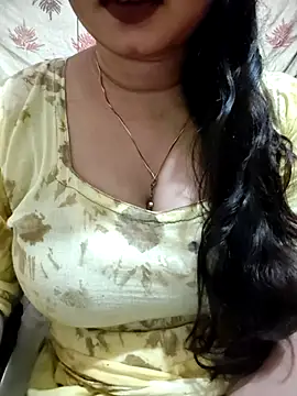 PARI51 online show from July 9, 8:13 pm