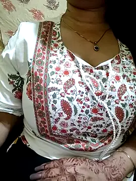 PARI51 online show from July 19, 7:28 pm