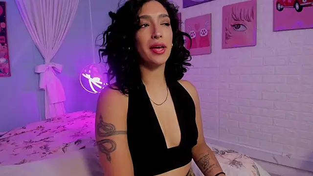 Cleo Foxx online show from April 27, 11:41 am
