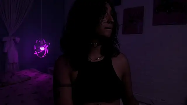 Cleo Foxx online show from June 13, 4:49 pm