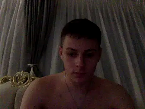 Carlos18loverboyfriend online show from March 26, 10:48 pm