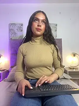 Annie bonnie  online show from June 15, 11:34 am