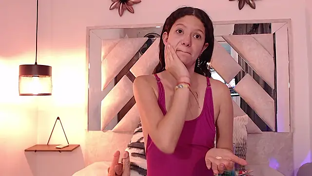 sofy bonnet online show from February 5, 11:37 am