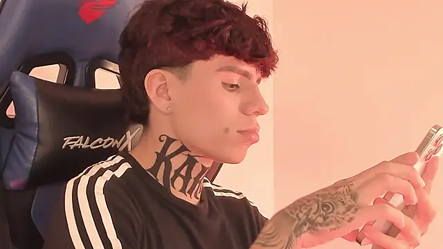 Angel eros  online show from March 19, 5:00 am