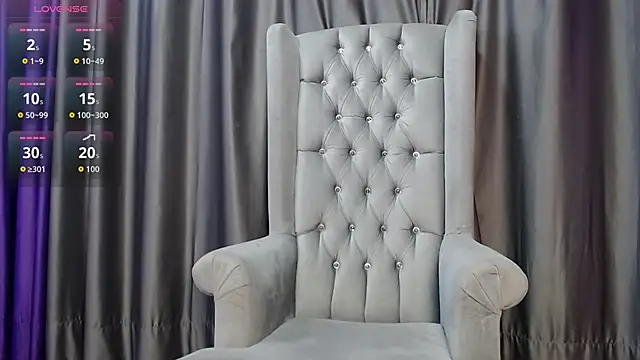 Ellie Dollie online show from June 11, 2:33 am