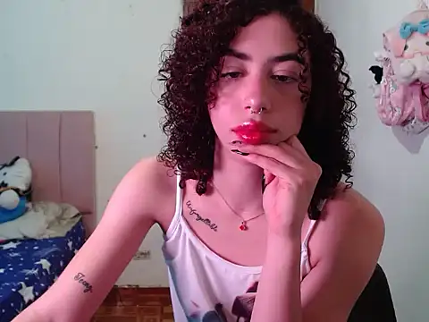 Snapshot of _Shanell chatting on February 9, 7:18 pm Shanell online show from February 9, 7:18 pm