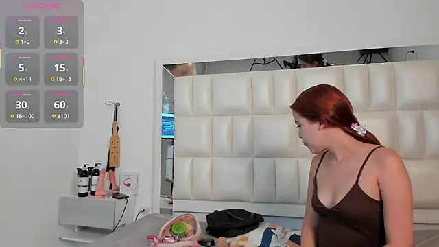 Snapshot of liorah_wolf chatting on June 15, 8:22 pm liorah wolf online show from June 15, 8:22 pm