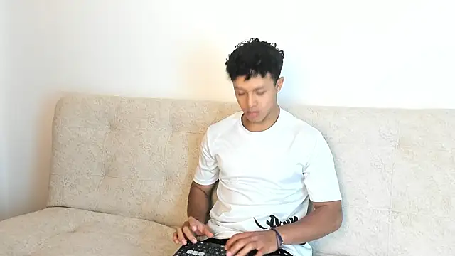  Alex Colton online show from February 13, 10:06 pm