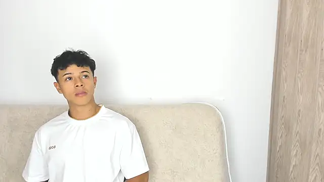  Alex Colton online show from February 27, 10:10 pm