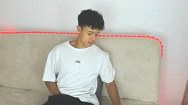  Alex Colton online show from March 11, 10:05 pm