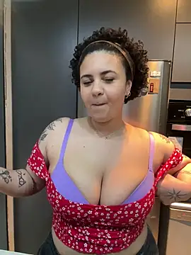 BabyChanntal online show from February 9, 11:09 pm