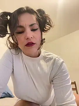 eva luz online show from May 23, 10:08 am