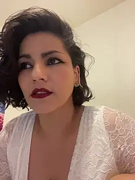 eva luz online show from July 21, 6:32 pm